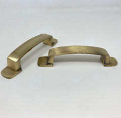 Antique Brass Iron Handles or Knob. Metal Vintage-Style Drawer & Cabinet Hardware for Timeless Home Décor and Renovation Projects