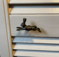 Antique Brass Running Rabbit Knob. Unique Vintage-Inspired Cabinet & Drawer Hardware for Nature-Themed, Rustic, or Whimsical Home Décor