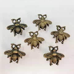 Antique Bronze Metal Bumble Bee Knob – Unique Vintage-Inspired Drawer & Cabinet Hardware for Rustic, Nature-Themed Home Décor