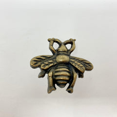 Antique Bronze Metal Bumble Bee Knob – Unique Vintage-Inspired Drawer & Cabinet Hardware for Rustic, Nature-Themed Home Décor