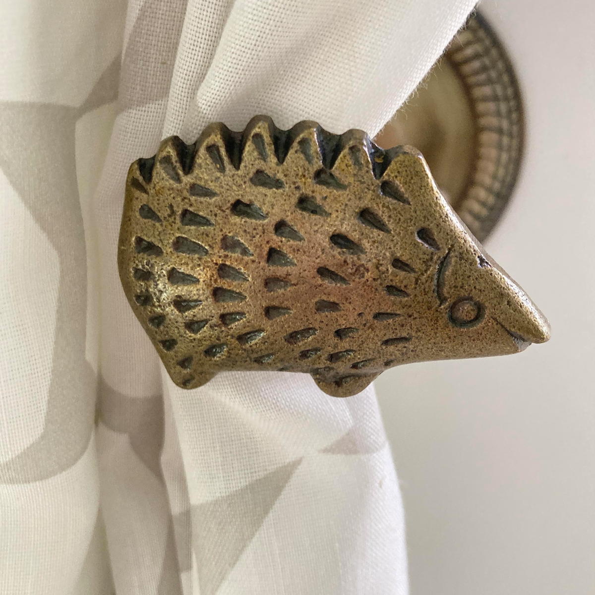 Hedgehog Curtain Hook