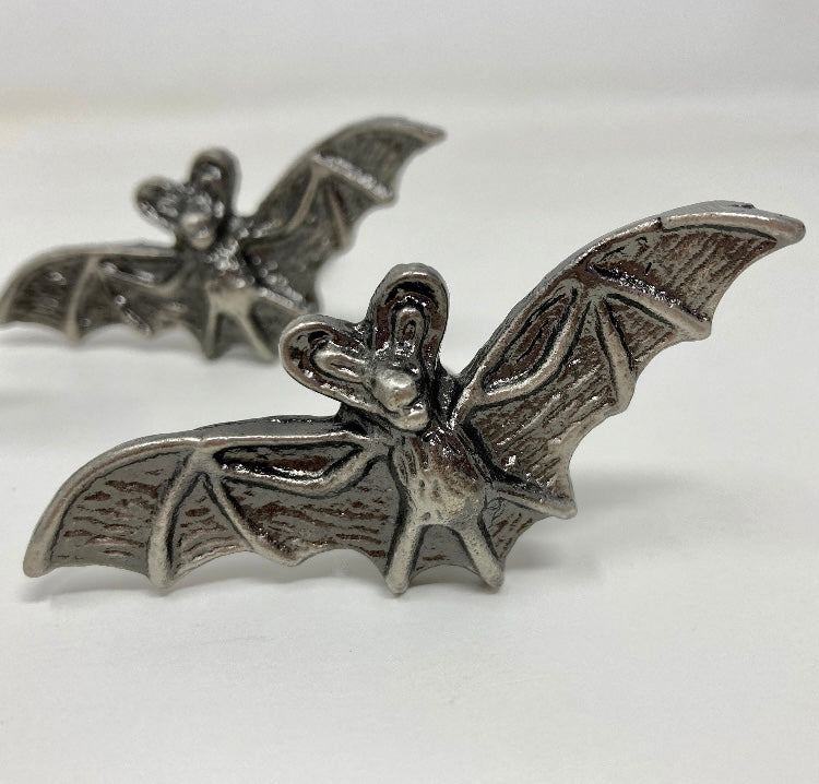 ANTIQUE PEWTER Bat Animal Knob | Drawer Pull Door Knob Dresser