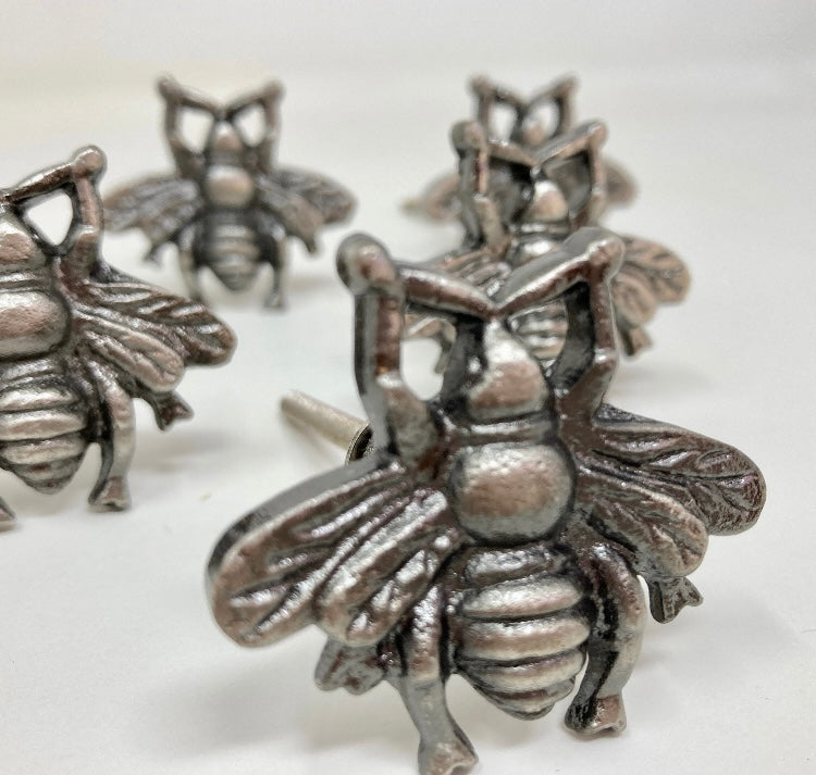 ANTIQUE PEWTER Metal Bee Knob - Knob Home decor drawer pull Cabinet