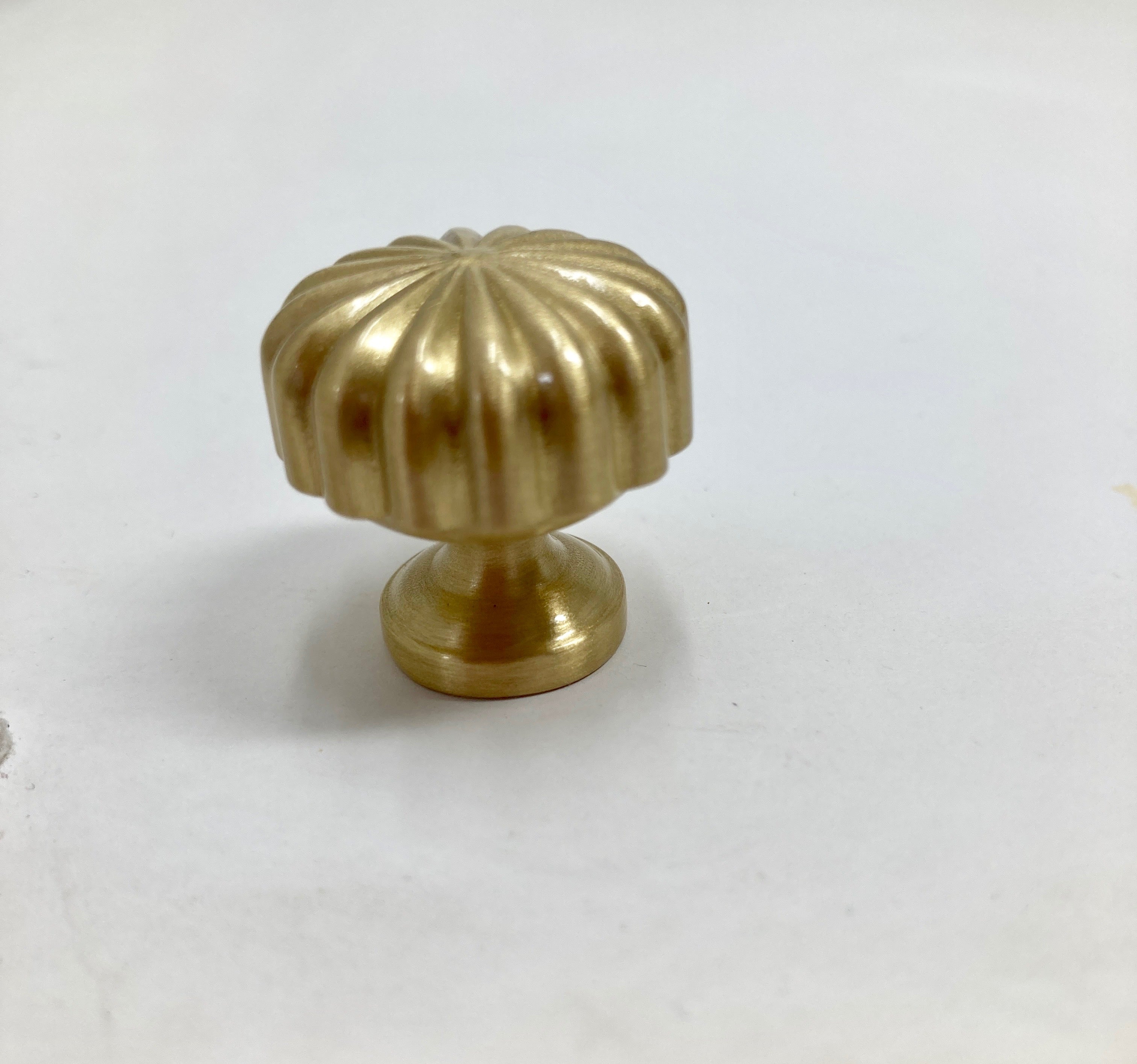 Sunflower Pull Knob Solid Brass 25mm or 30mm | Kitchen Replacement Knob, Furniture Knob, Cabinet Knob, Kitchen Door Knob