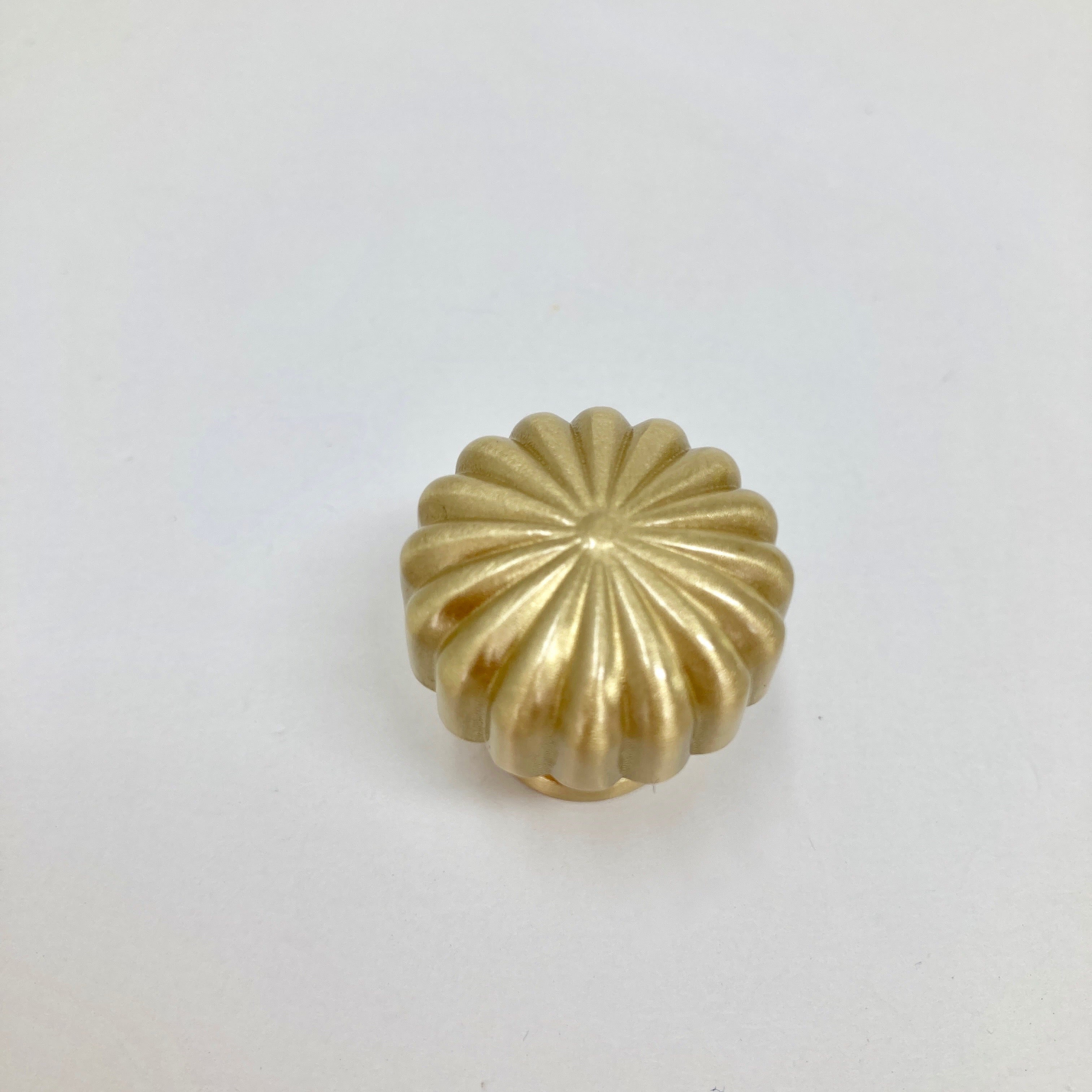 Sunflower Pull Knob Solid Brass 25mm or 30mm | Kitchen Replacement Knob, Furniture Knob, Cabinet Knob, Kitchen Door Knob