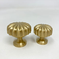 Sunflower Pull Knob Solid Brass 25mm or 30mm | Kitchen Replacement Knob, Furniture Knob, Cabinet Knob, Kitchen Door Knob