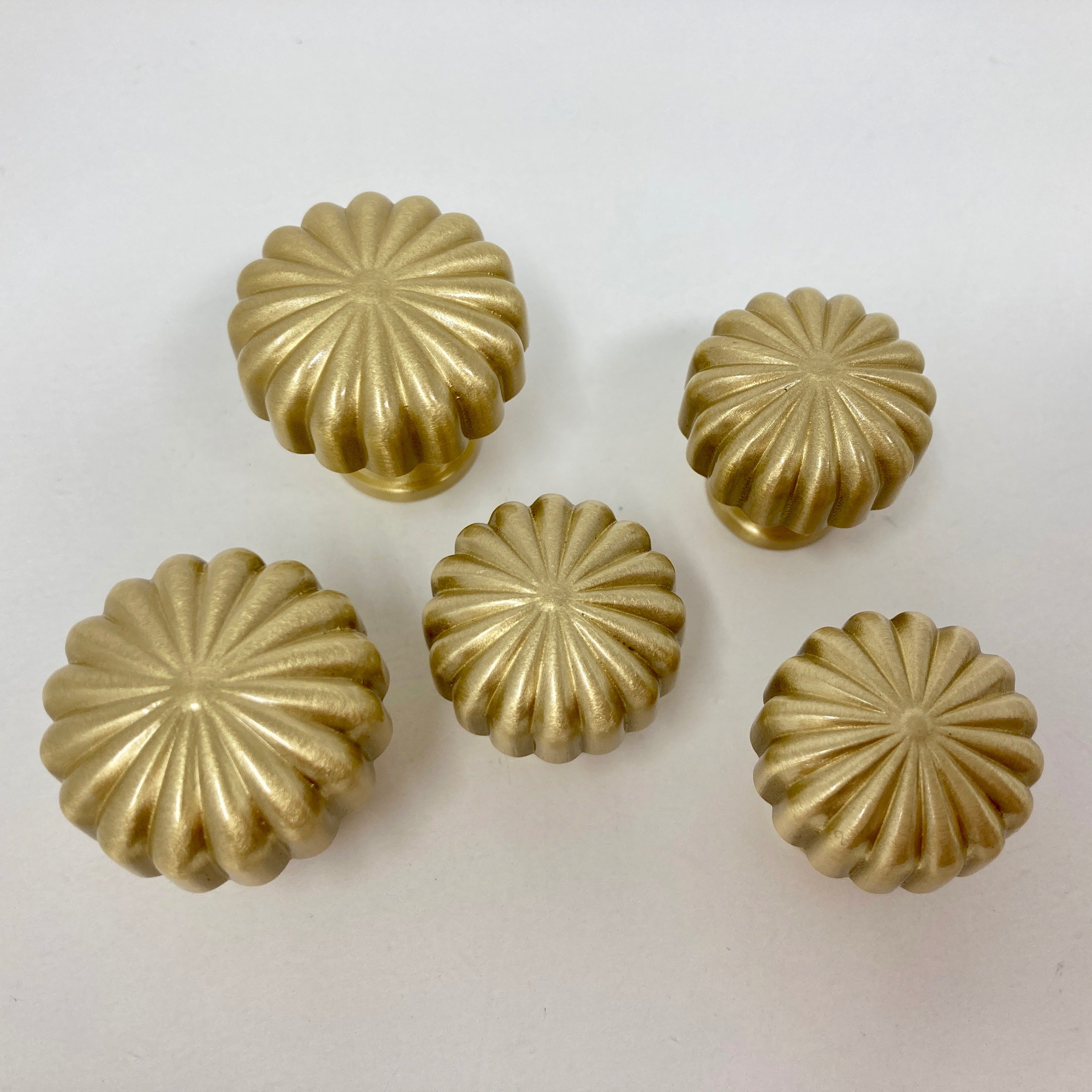 Sunflower Pull Knob Solid Brass 25mm or 30mm | Kitchen Replacement Knob, Furniture Knob, Cabinet Knob, Kitchen Door Knob