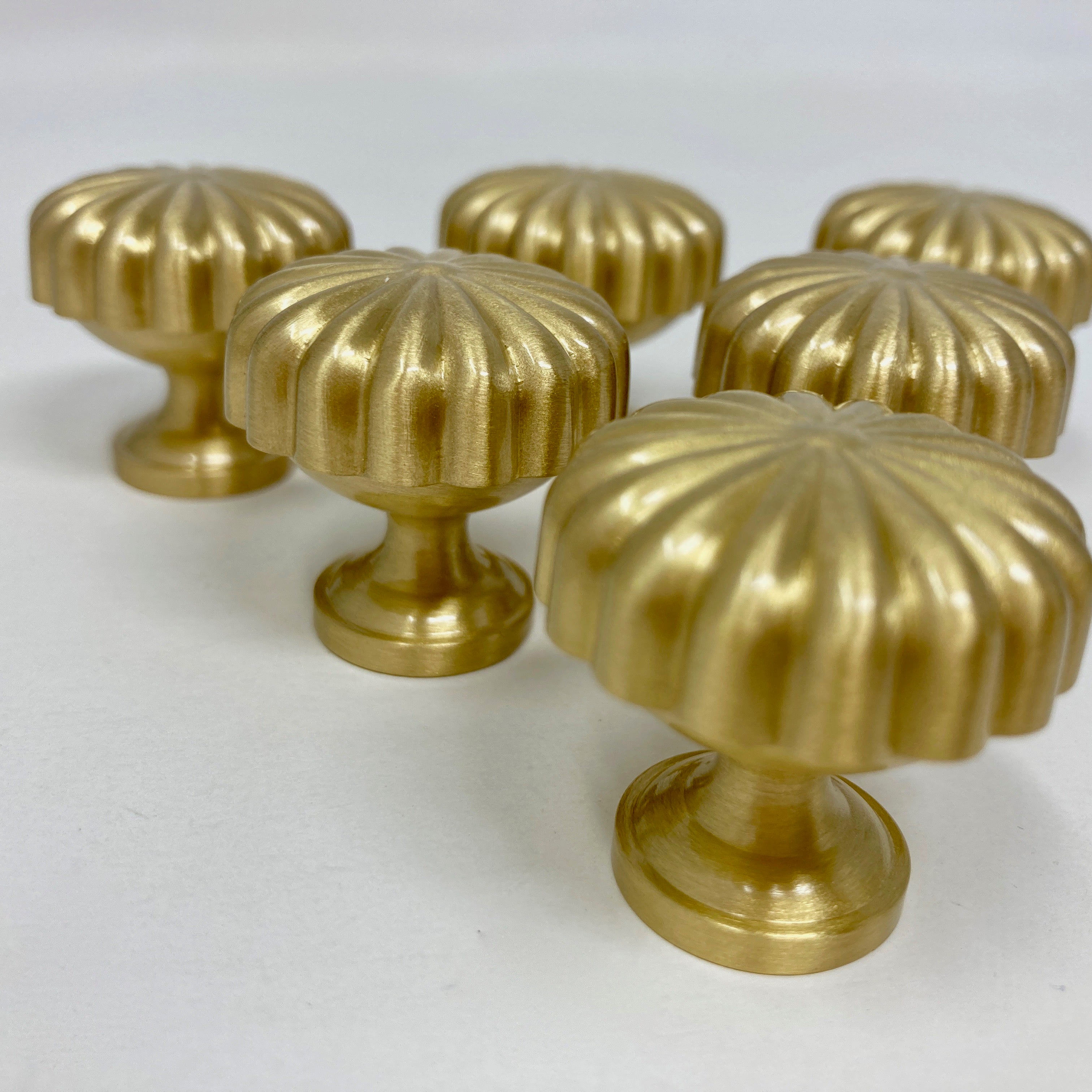 Sunflower Pull Knob Solid Brass 25mm or 30mm | Kitchen Replacement Knob, Furniture Knob, Cabinet Knob, Kitchen Door Knob