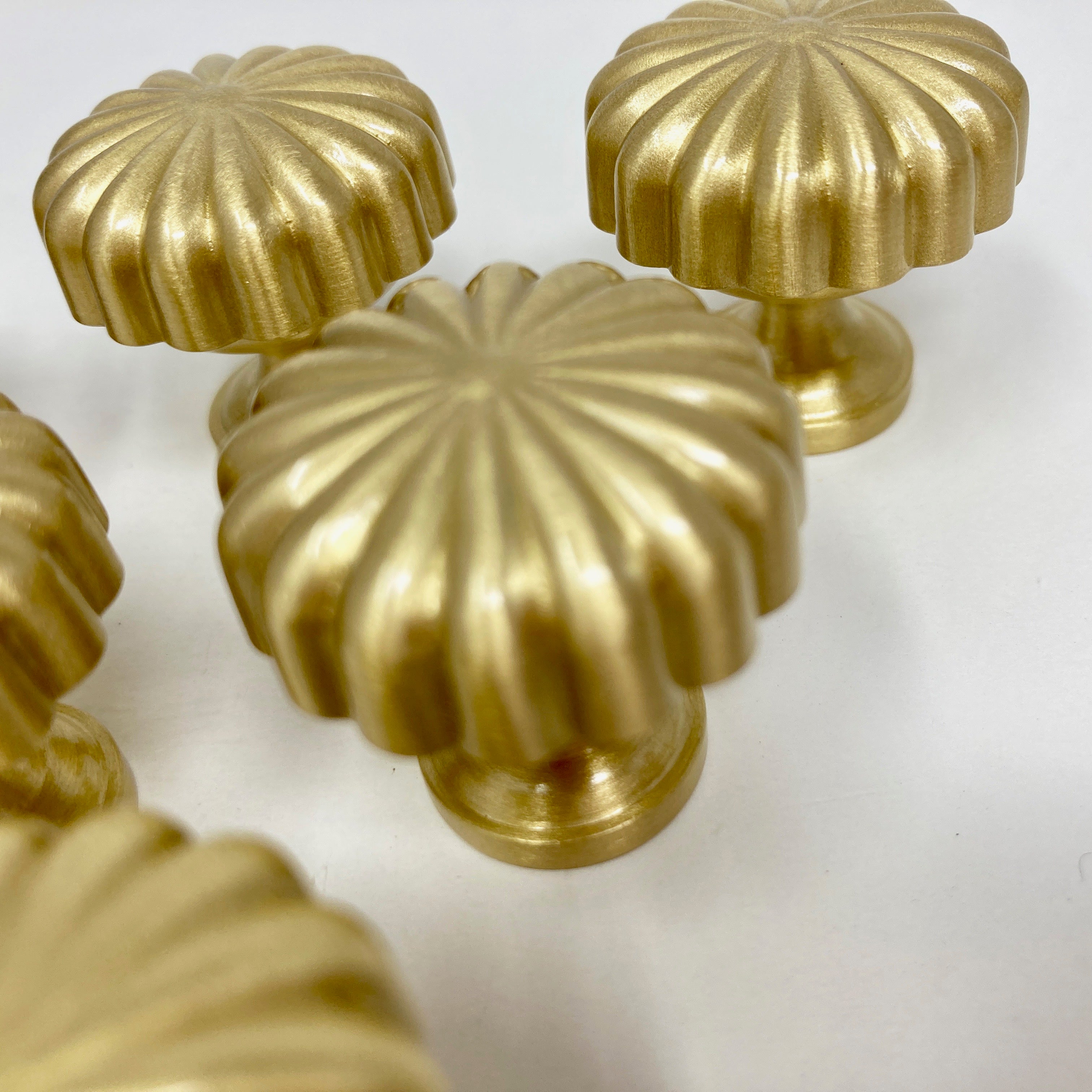 Sunflower Pull Knob Solid Brass 25mm or 30mm | Kitchen Replacement Knob, Furniture Knob, Cabinet Knob, Kitchen Door Knob