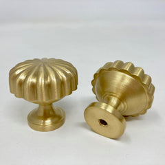 Sunflower Pull Knob Solid Brass 25mm or 30mm | Kitchen Replacement Knob, Furniture Knob, Cabinet Knob, Kitchen Door Knob