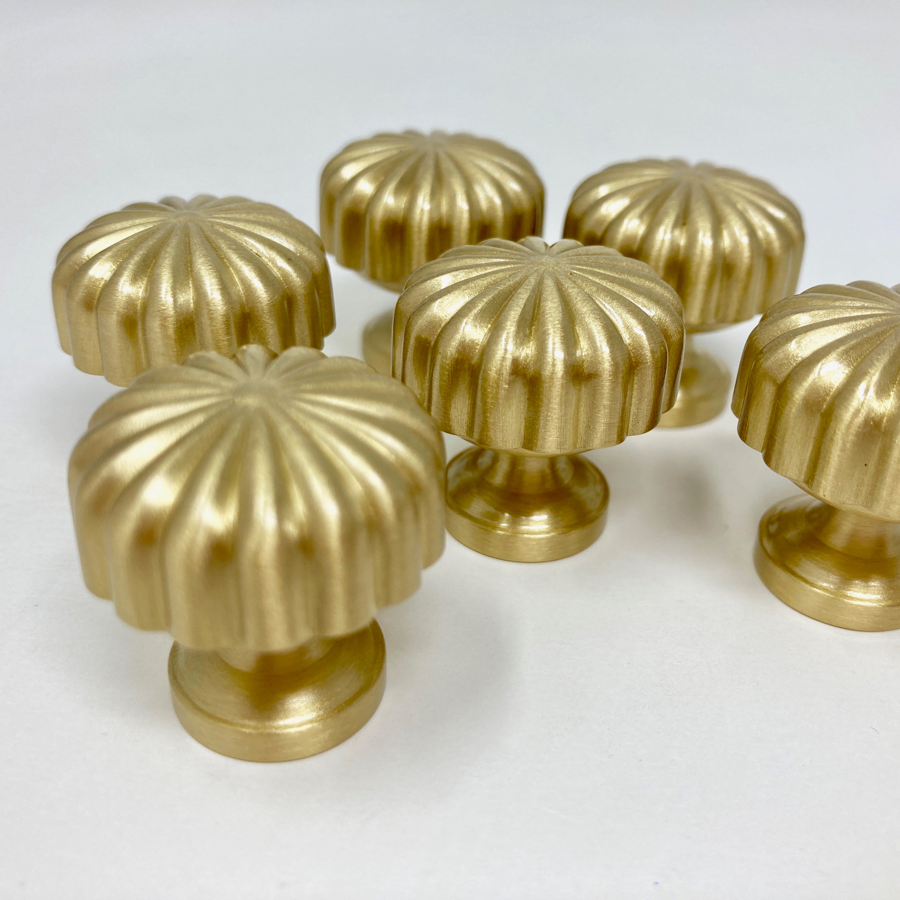 Sunflower Pull Knob Solid Brass 25mm or 30mm | Kitchen Replacement Knob, Furniture Knob, Cabinet Knob, Kitchen Door Knob