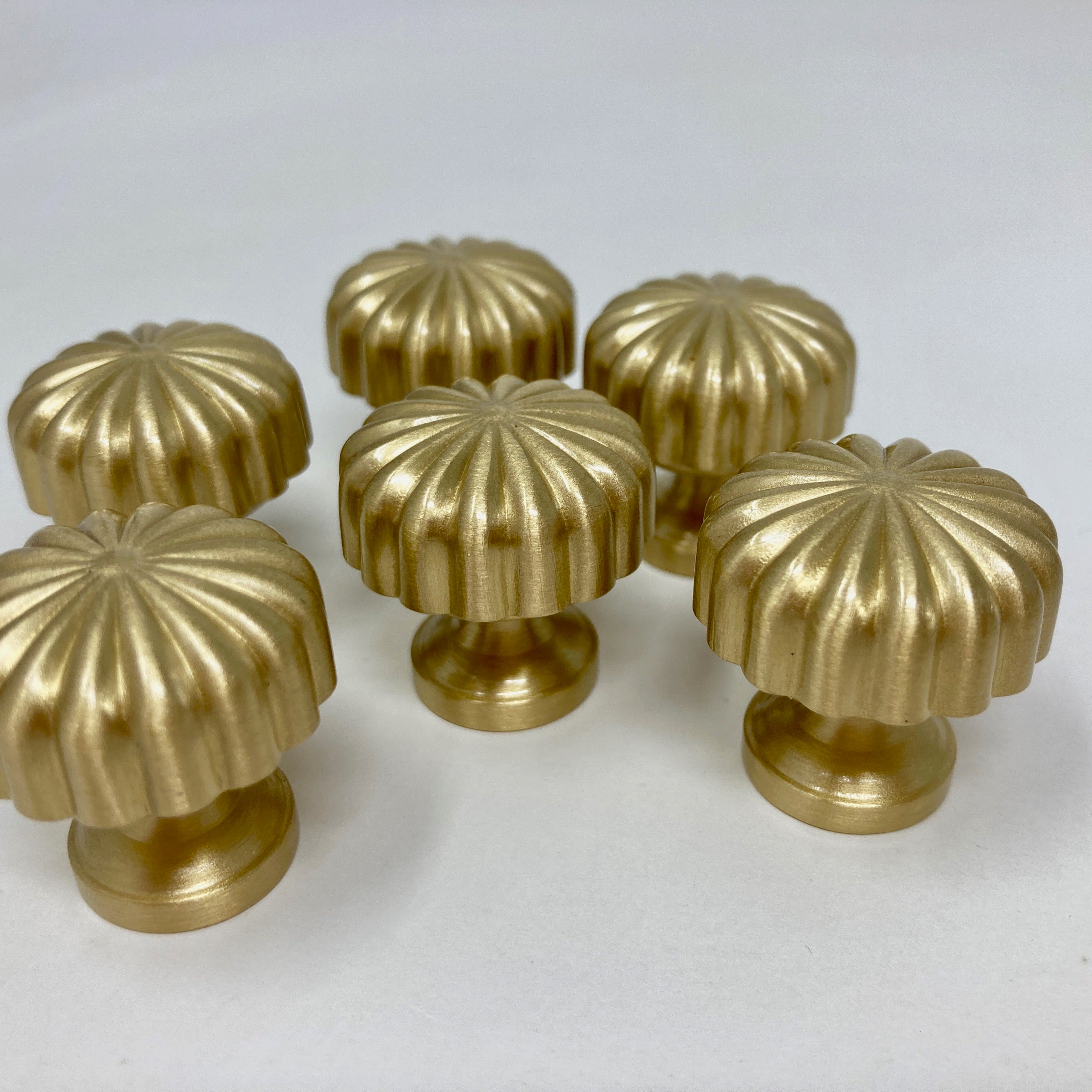 Sunflower Pull Knob Solid Brass 25mm or 30mm | Kitchen Replacement Knob, Furniture Knob, Cabinet Knob, Kitchen Door Knob