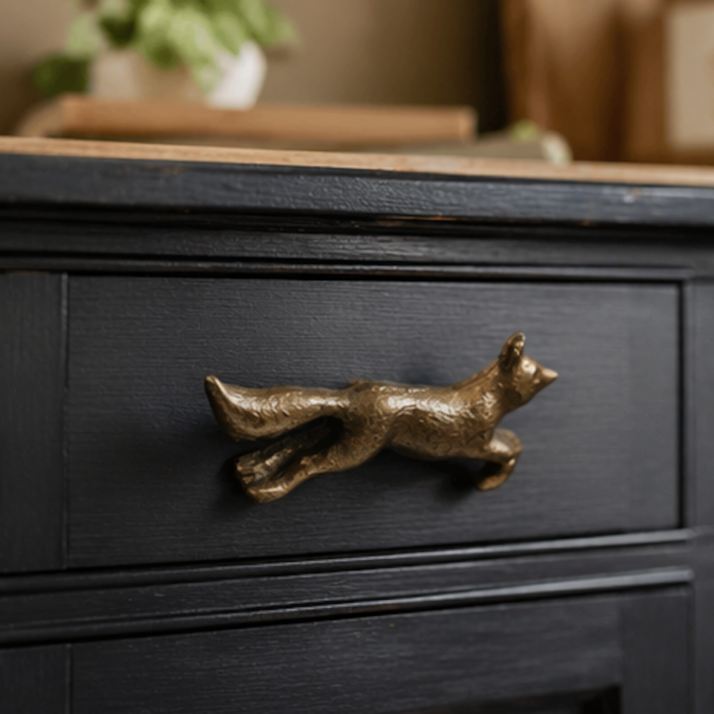 Running Fox Vintage Animal Knob