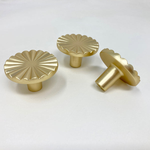 Brushed Gold Art Deco Pull Knob / Cup Handle | Kitchen Replacement Knob, Drawer Knob, Furniture Knob, Cabinet Knob, Kitchen Door Knob