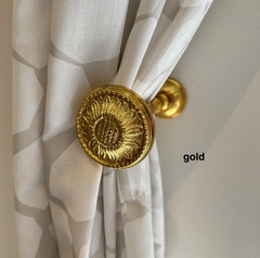Curtain Hold Back, Daisy, Curtain Tie Back, Jewellery Hook | Antique Brass | Gold | Silver