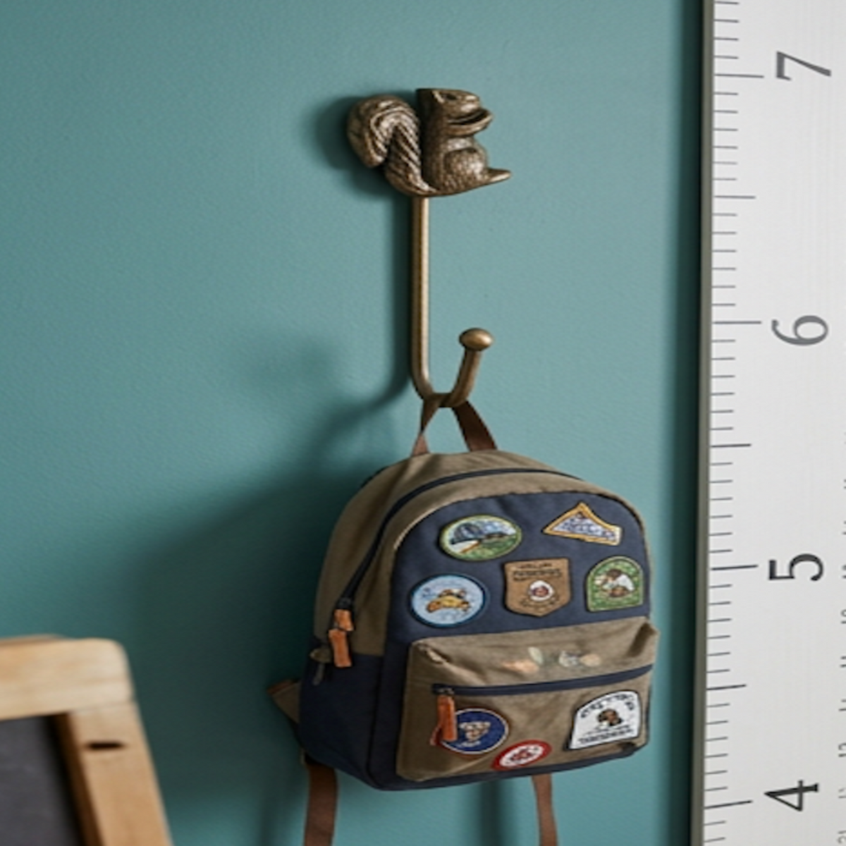 Squirrel Hook