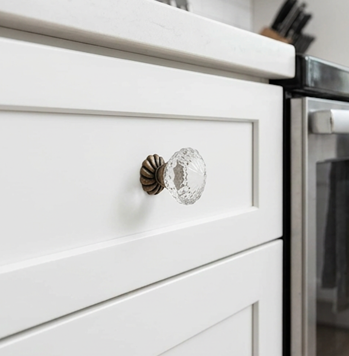 Vintage Style Glass Knob