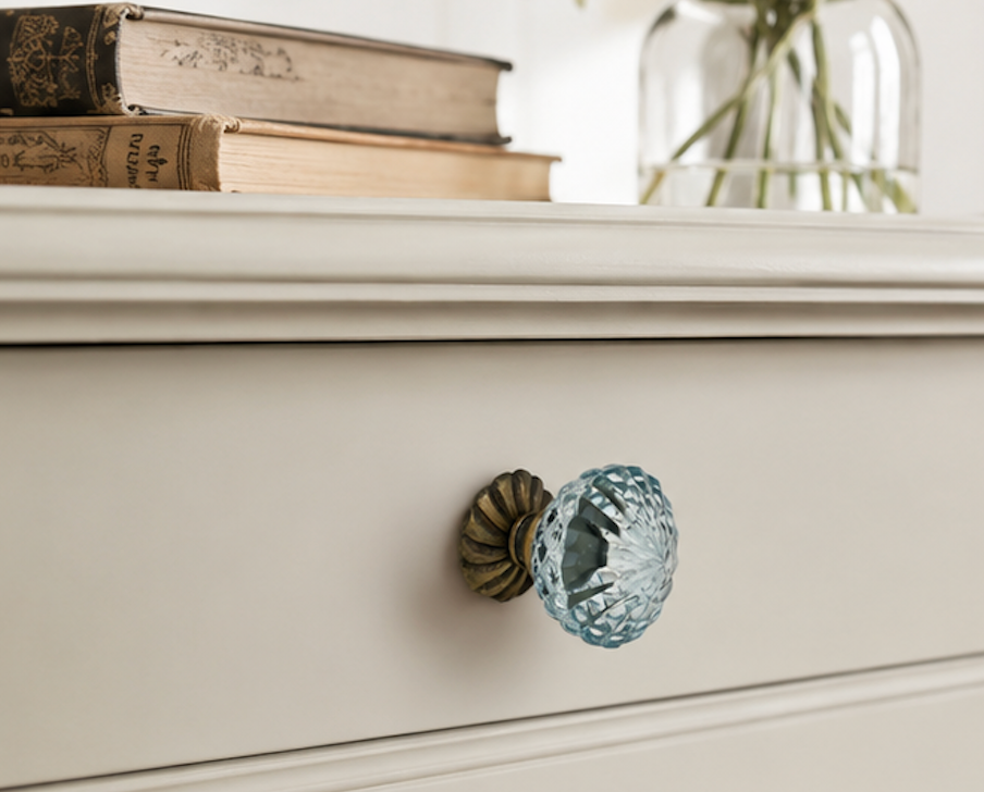 Vintage Style Glass Knob