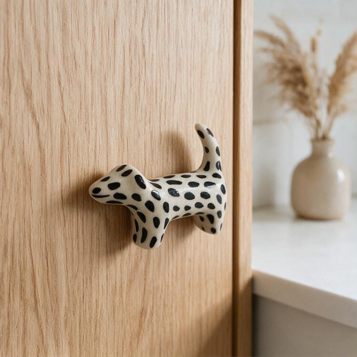 Spotted Dog Knob