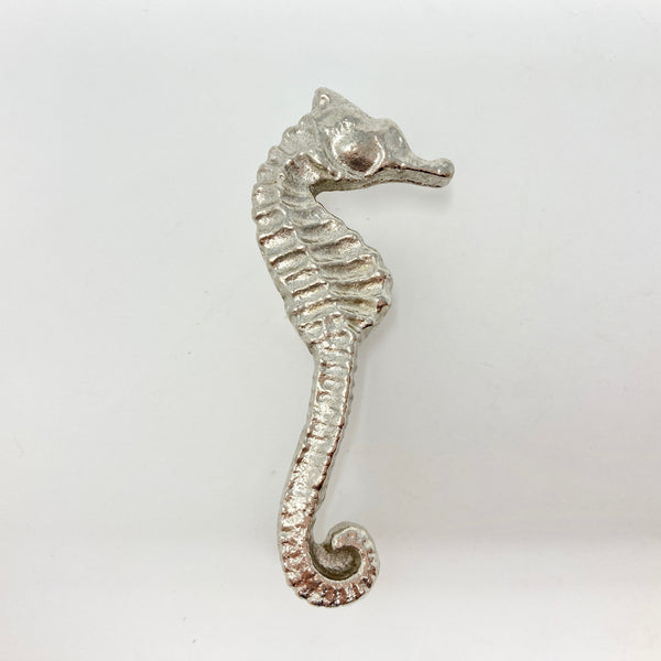 Elegant Metal Seahorse Knob in Silver