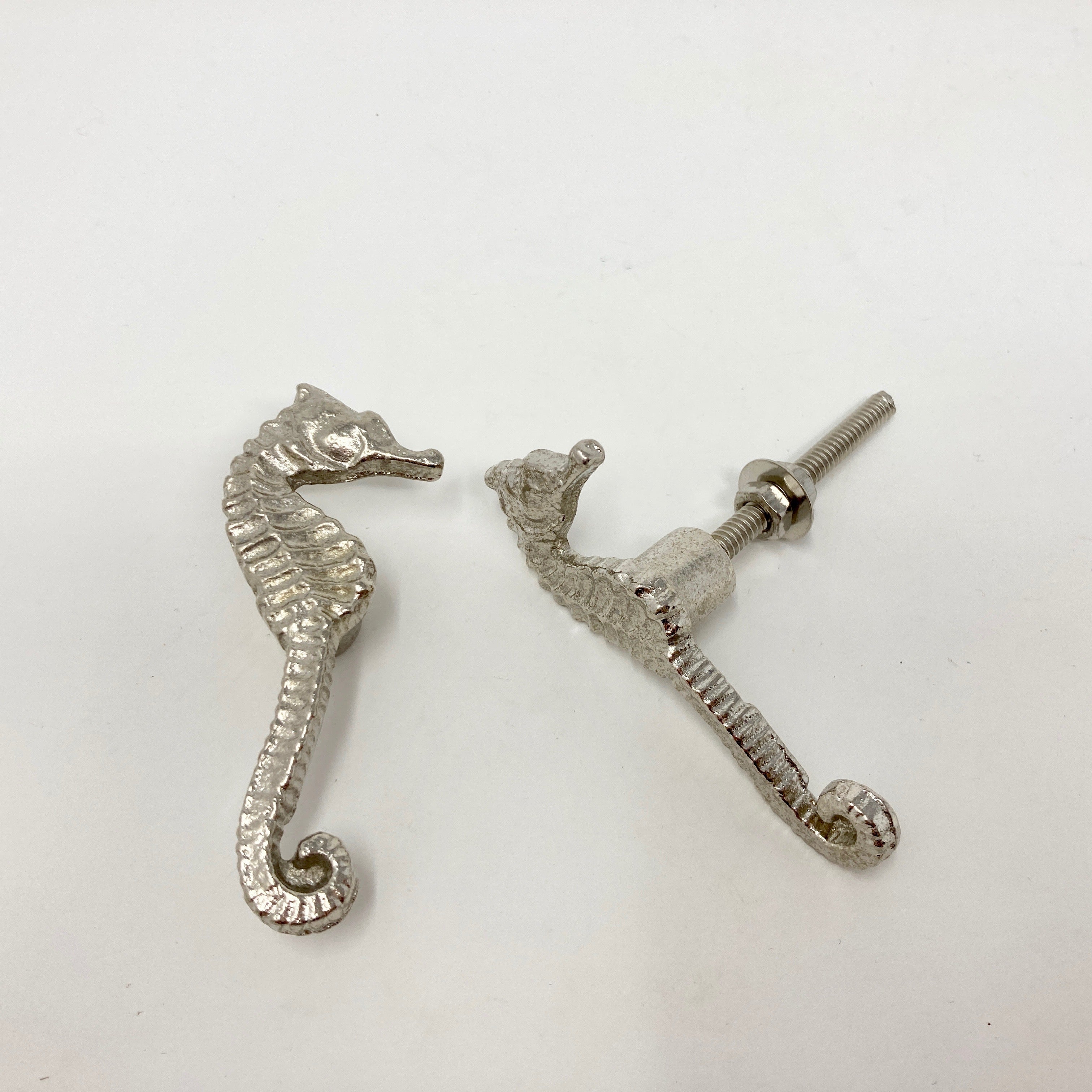 Elegant Metal Seahorse Knob in Silver