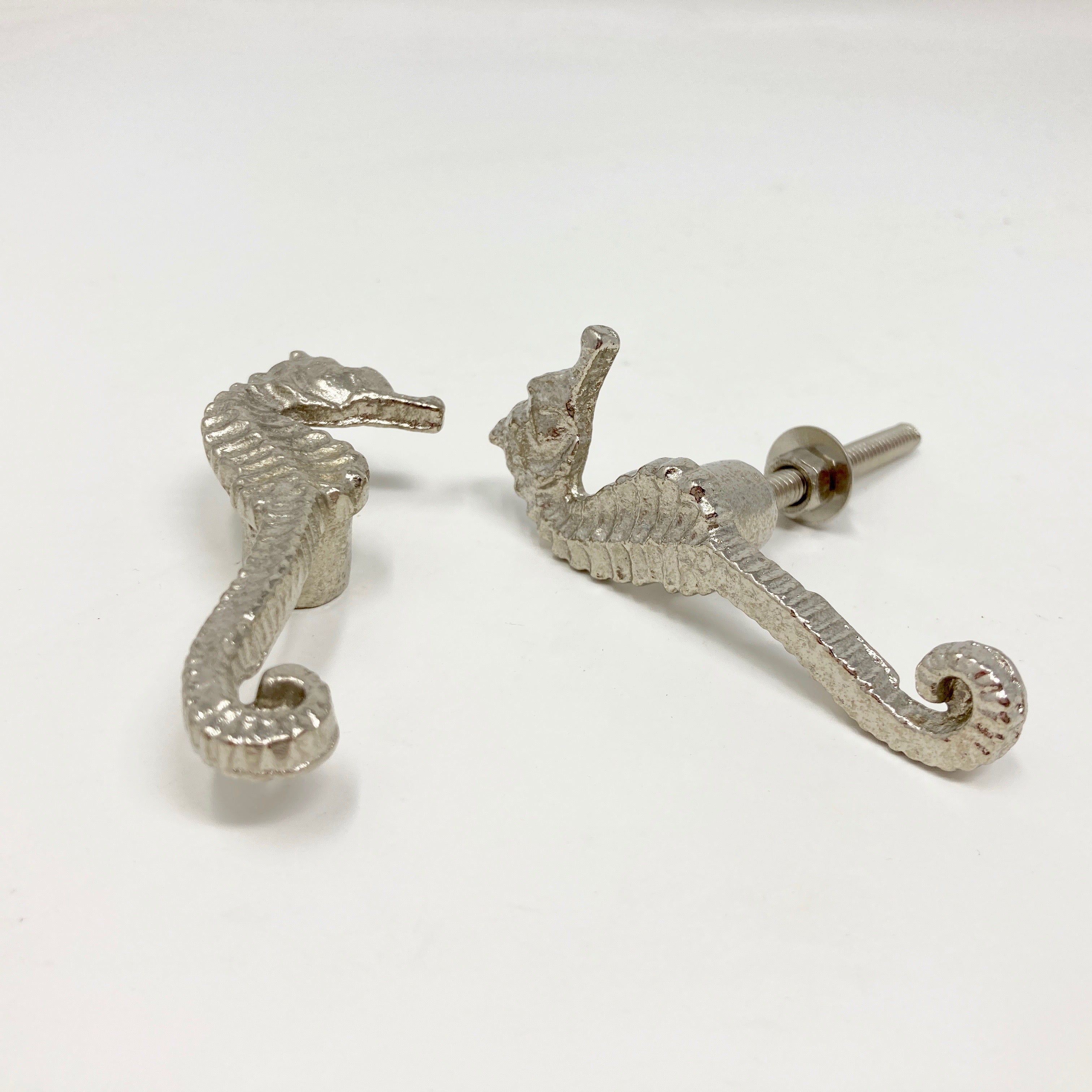 Elegant Metal Seahorse Knob in Silver