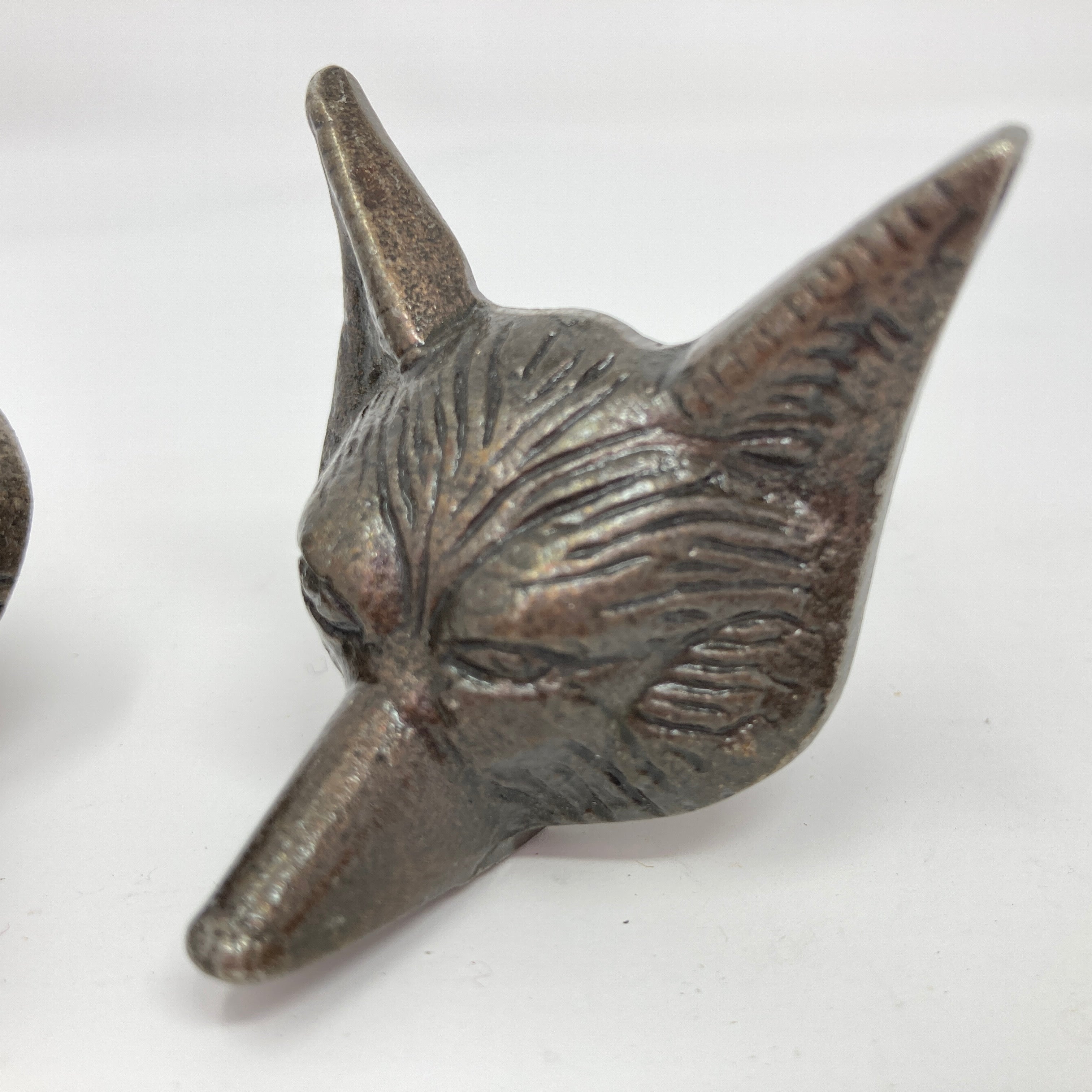 Antique Bronze Fox Head Knob