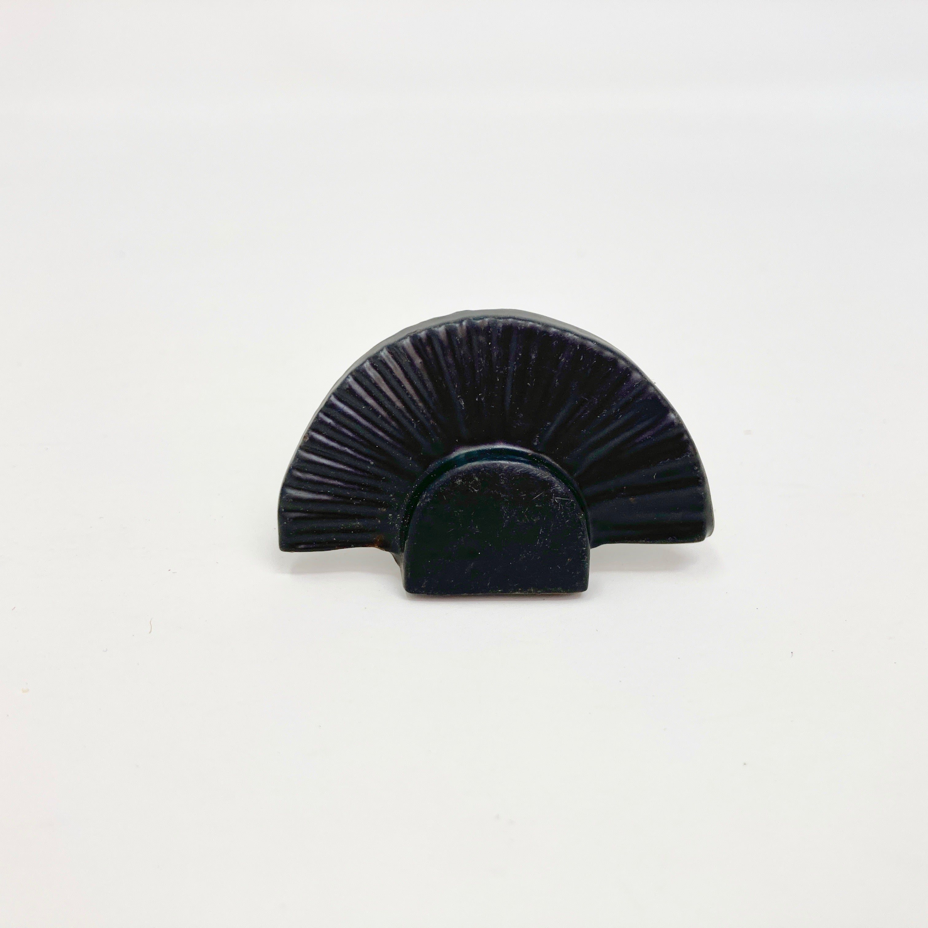 Art Deco Metal Fan Knob